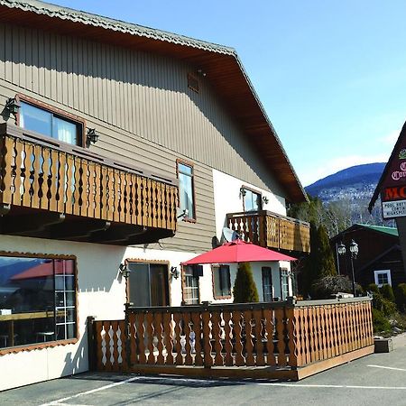 Chalet Continental Motel Valemount Kültér fotó